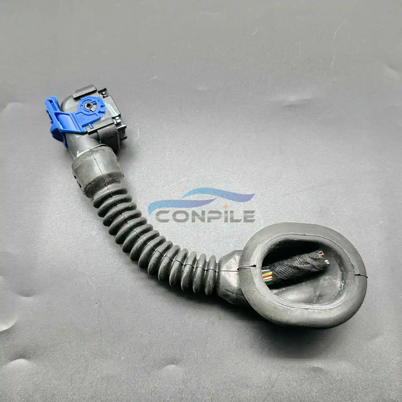 

1pc used for jeep compass commander PHEV Cherokee body door connector
