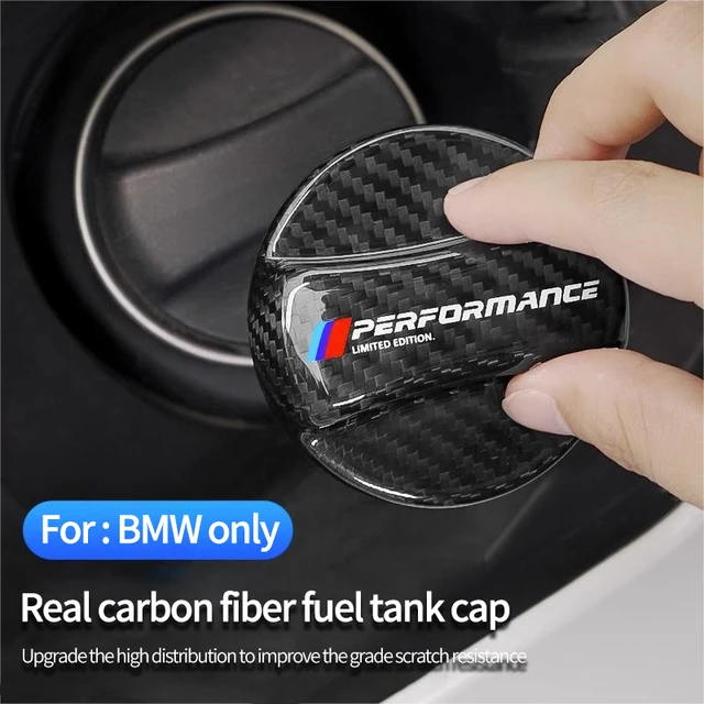 Bouchon-de-réservoir-a-essence-carbone-BMW-M-performance-kustomorphose