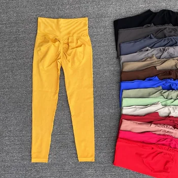 Pantaloni sportivi a vita alta da yoga senza cuciture Leggings sportivi Vedi attraverso lo yoga Palestra da corsa Pantaloni ad asciugatura rapida Pantaloni scrunch