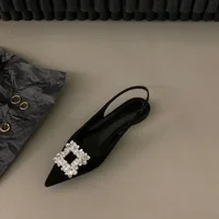 Sandales pointues à la mode pour femmes, robe polyvalente d'été, chaussures à fond plat, chaussures simples légères de Style coréen Mary Jane 6