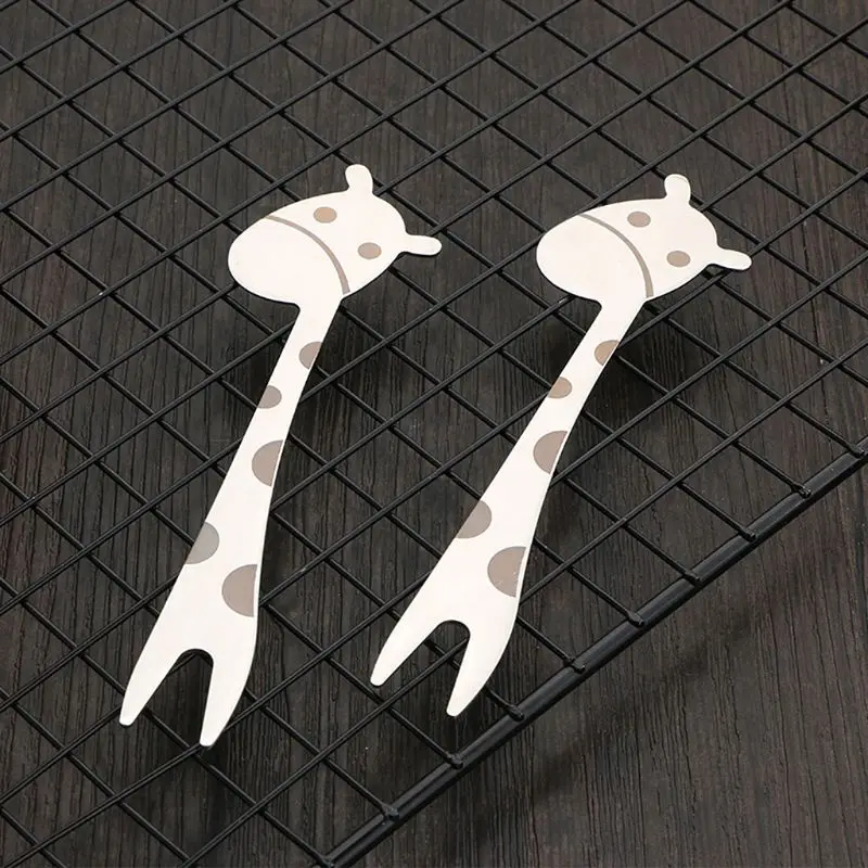 Stainless Steel 2 Tines Giraffe Fork Dessert Cake Fruit Salad Cutlery Flatware Love Heart Handle Convenient Home
