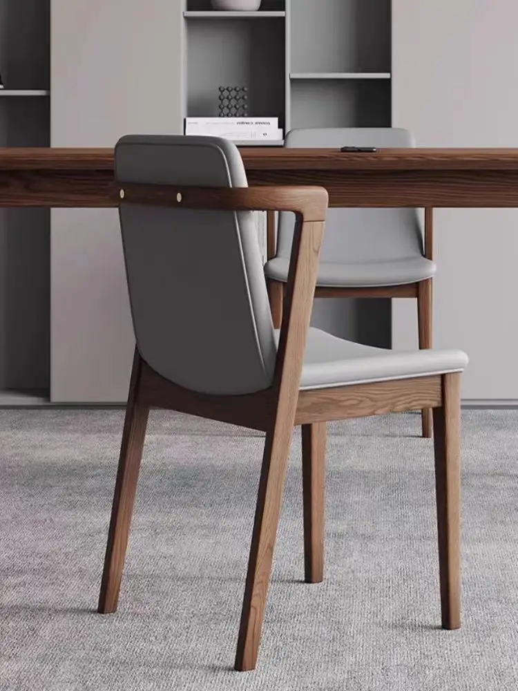 Solid Wood Dining Chair Modern Minimalist Premium Desk Chair Nordic Conference Backrest Stool Compact Restaurant Seating