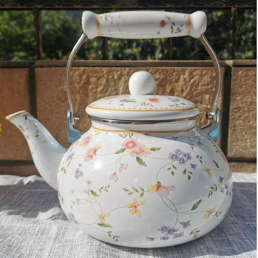 Floral Enamel Teapot 1
