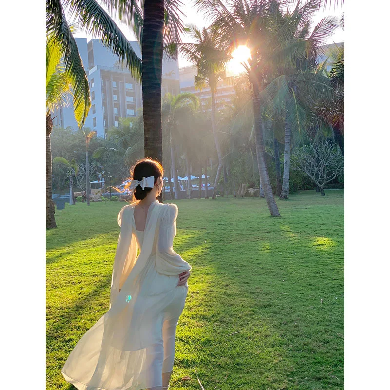 

Elegant Ruffle Long Dress Women 2023 Spring Chic Flare Sleeve V-Neck Pleated Fairy Dresses French Chiffon Party Evening Robe