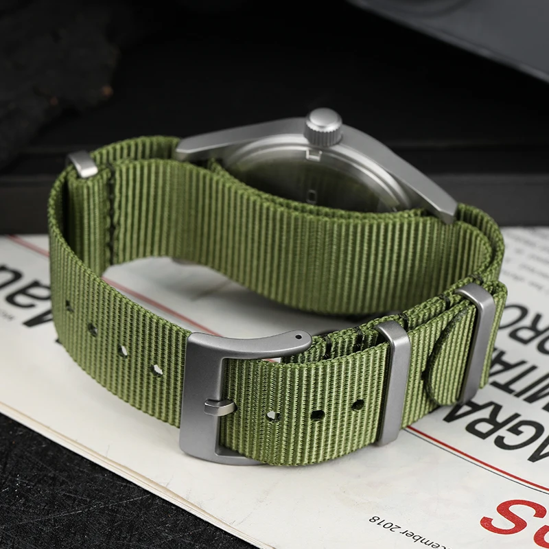 Militado ML05 Military Watch 316L Stainless Steel High Clear AR Coating Sapphire Crystal Luminous Sports Quartz Men Pilot Watch