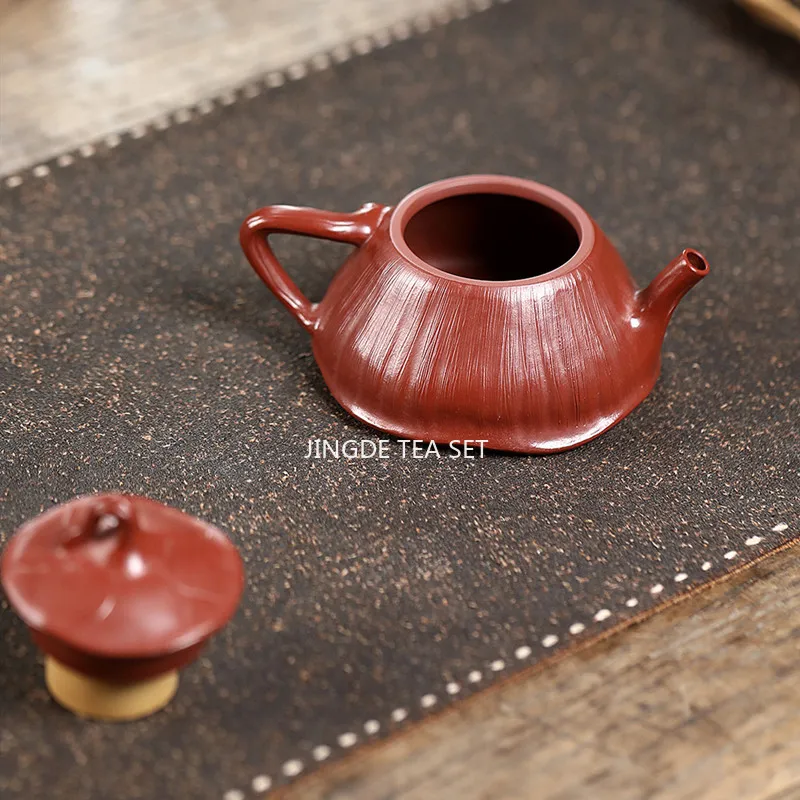 110ml  Ball Hole Yixing Handmade Purple Clay Teapot Small Capacity Tea Pot Beauty Tea Infuser Kettle Raw Ore Zisha  Puer Teapot