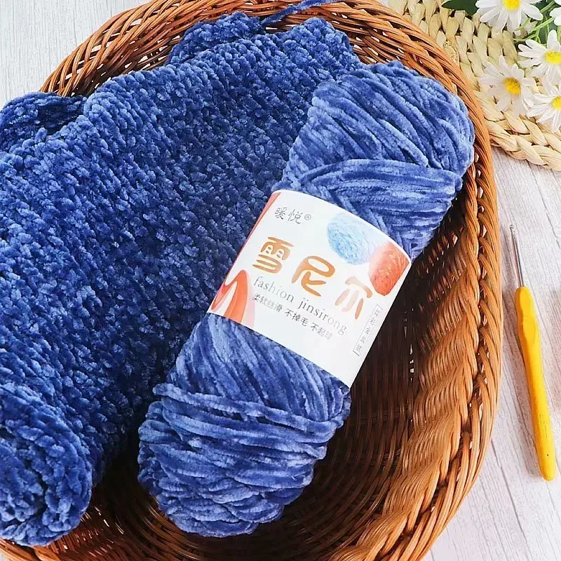 Luxurious Gold Velvet Polyester Yarn – 100g/130m for DIY Knitting Projects