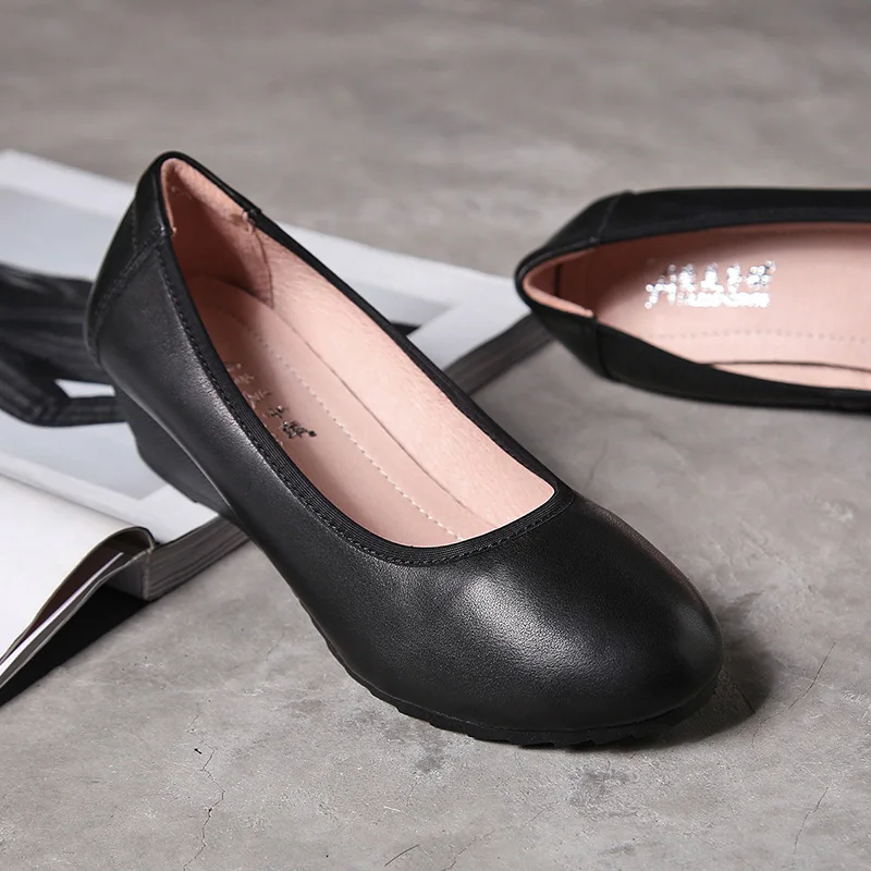 Mocassins NOIR Femme CUIR Motif Chaîne A Enfiler SAN MARINA