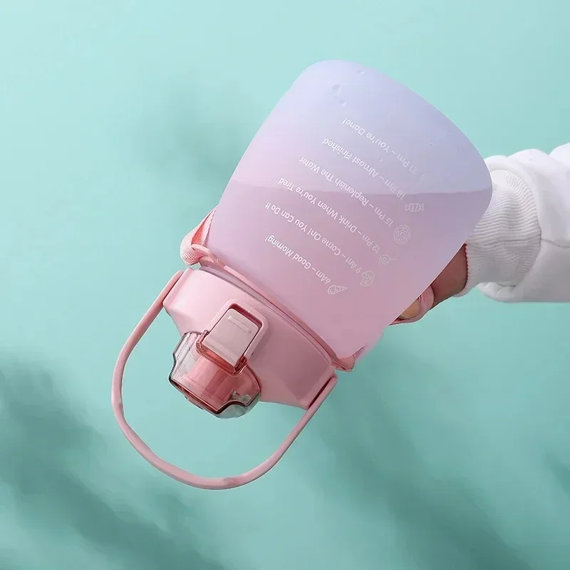 New Gradient Color Big Belly Cup Large Capacity Plastic Water Bottle with Straw Adjustable Strap Sport Fitness Bottle 1300ML