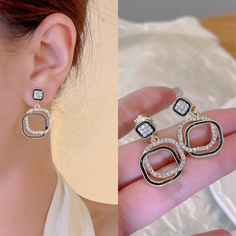 Neuer Schmuck für Frauen trend ige Mode hochwertige Ohr clips luxuriöse und vielseitige süße Ohrringe elegante Clip Ohrringe