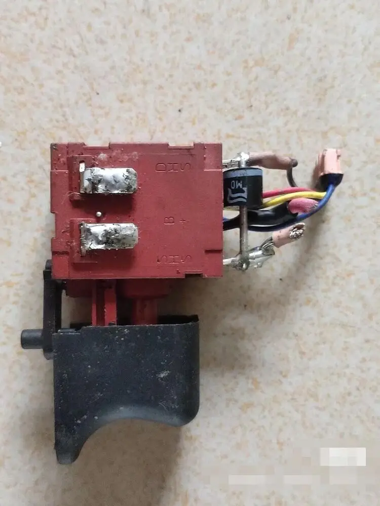 1pc-utilis-Defond-CGP-1120F-20A-18V-d-clencheur-interrupteur-V6C9-CH.jpg