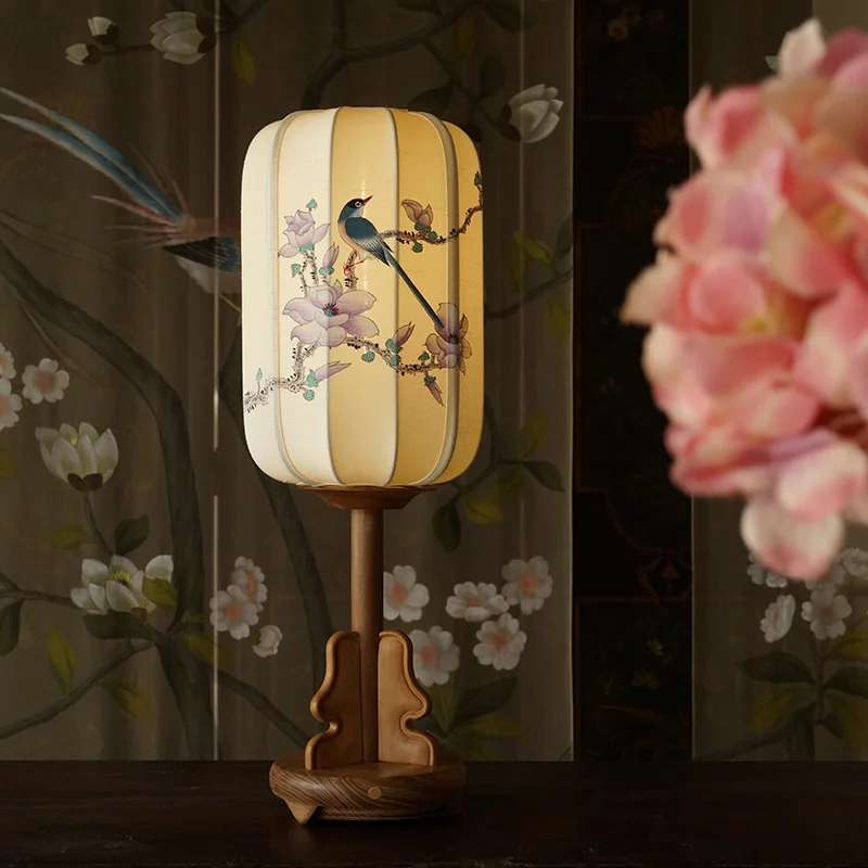 Chinese Cloth Art Table Lamp Small Hand-Painted Teen Silk Night Lights Advanced Sense Study Bedroom Bedside Lamp