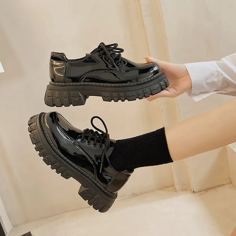 Platform Oxford Shoes Women Loafers Summer Autumn Casual Lace Up Flats Ladies Punk Gothic Leather Chunky women oxford shoes