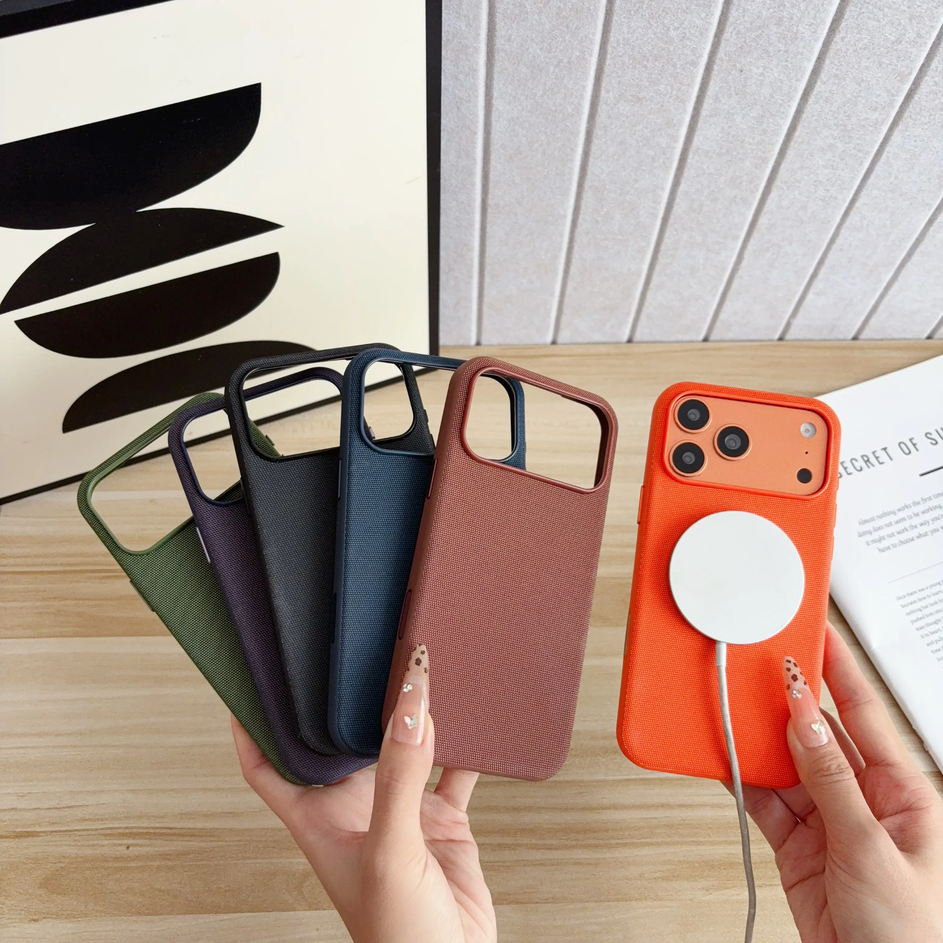 Luxury Tech Woven High-Quality Magnetic Case with Wireless Charging Compatibility