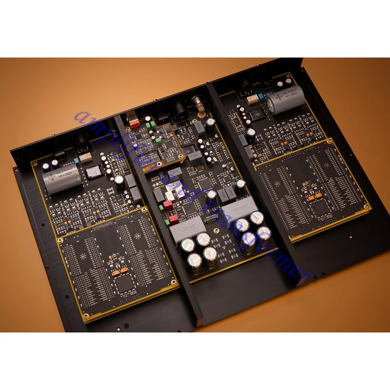 HOLO Audio 완전히 분리된 R2R 디코더 DAC, 차세대 디글리치 기술, PLL + FIFO 기술 사용, 5 월