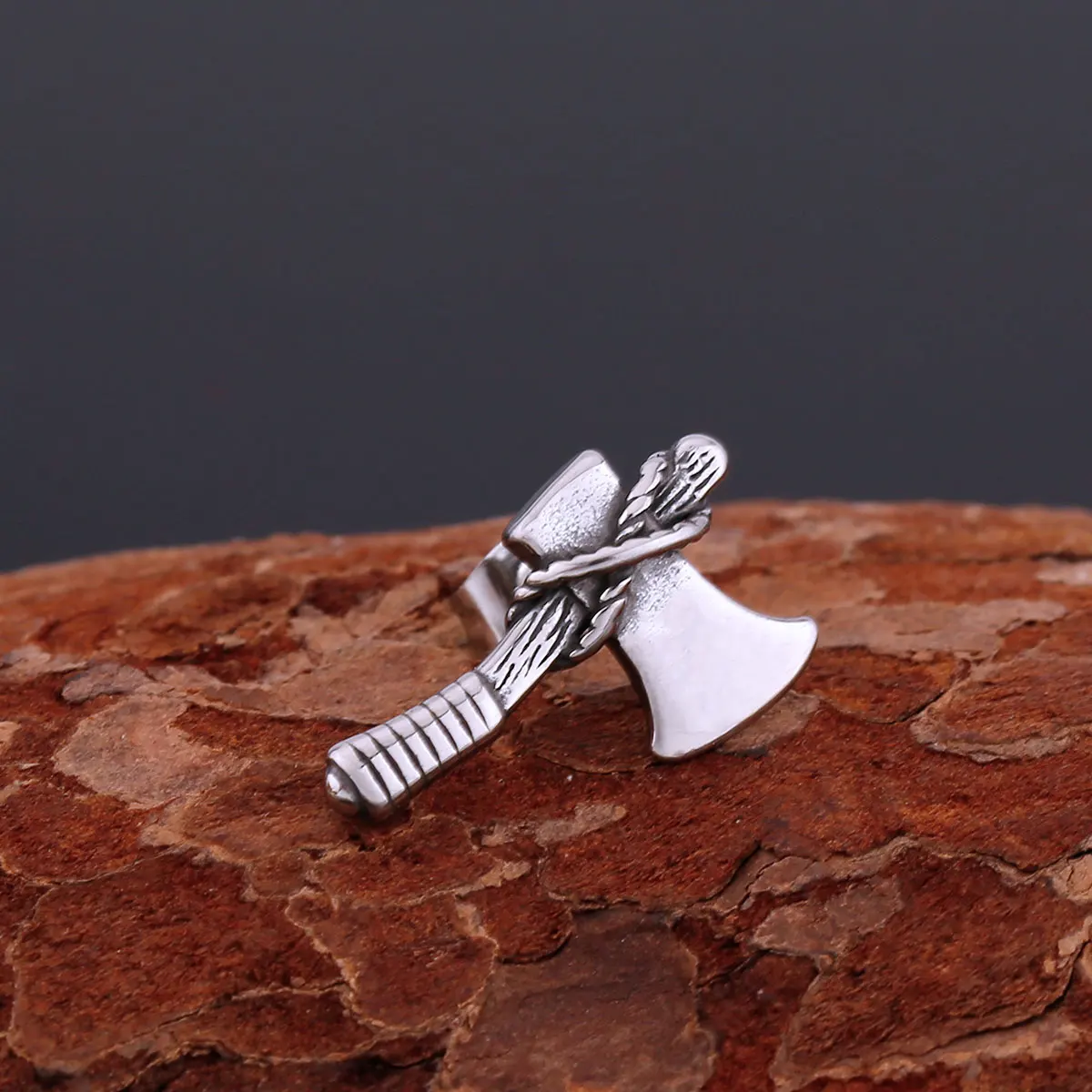 Fashion Stainless Steel Viking Axe Weapon Earring Nordic Vintage Men's Amulet Personality Fashion Earring Jewelry Teen Gift