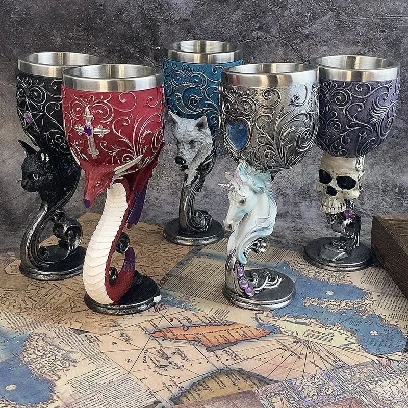 Description Picture 3 of itemSkull Skull Goblet Personalized Retro Cocktail Red Wine Glass Resin Wine Glass Gothic Movie Peripheral Cup Coffee Cup