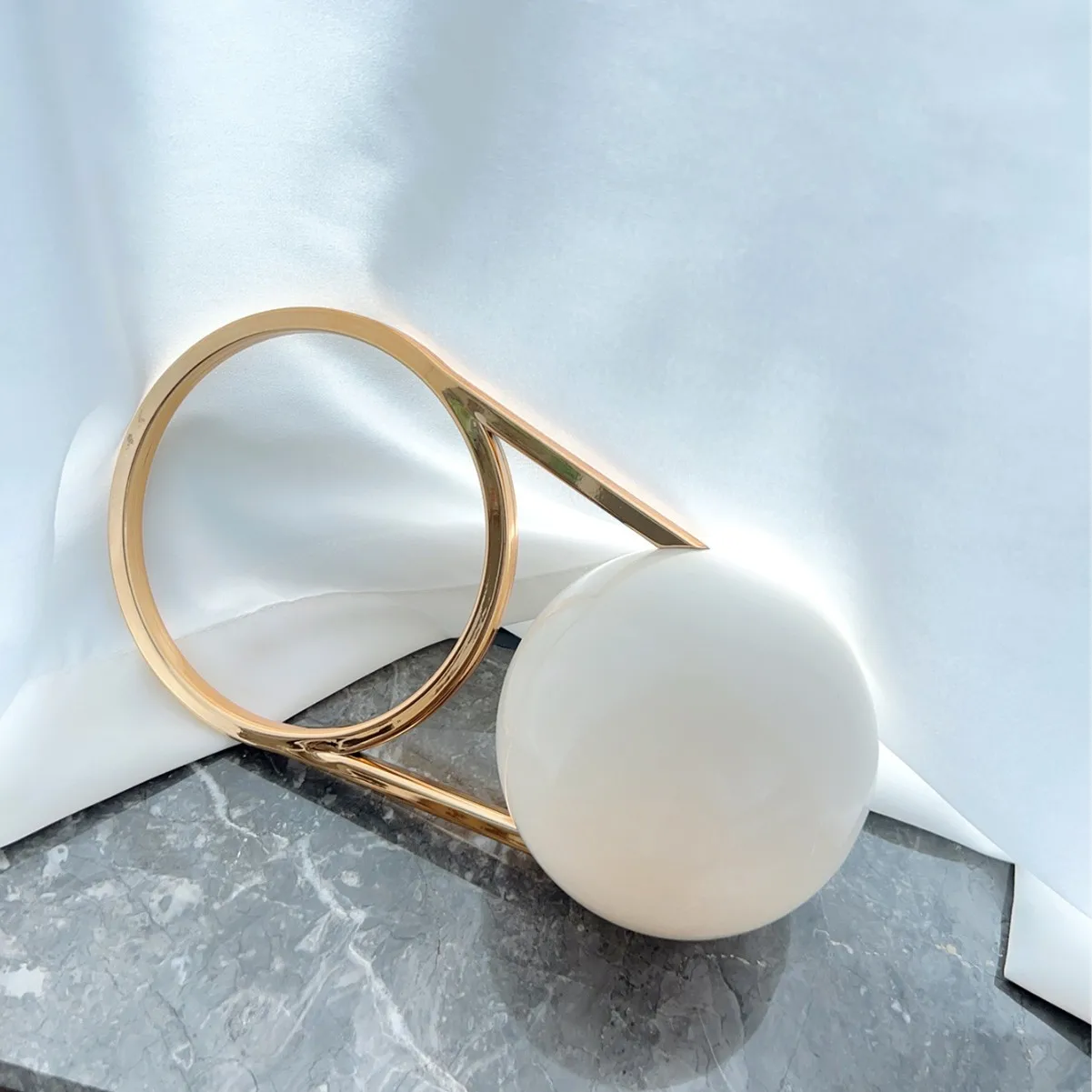 NEW Round Ball Women's Handbag Brand Designer Bowling Bag pvc Mini Shoulder Bags Female Luxury Purse Fashion Armpit Bag