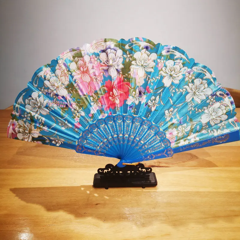 

Oriental Aesthetics Royal Blue Dancing Fan Gold Stamp Flower Folding Fan Neo-Chinese Style Cheongsam Clothing Accessories