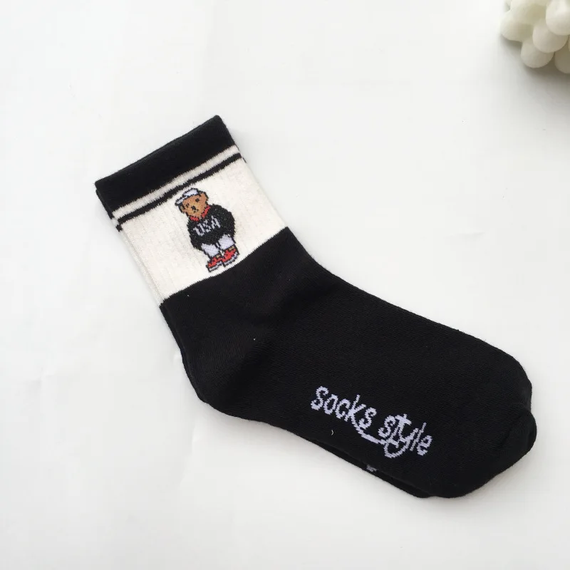 Socken Weiblichen Frühling Und Herbst Mid-rohr Stickerei Bär Schlauch Nette Casual Einfarbig Sport Pile Kawaii Socken Harajuku calcetines – Detail 2