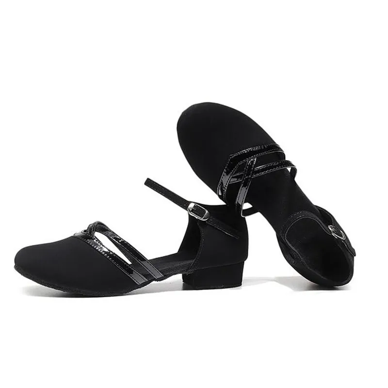 

2024 New Children's Latin Dance Shoes For Women's Female Adult Women Girls Low Heeled Soft Soled Student Performance Dance Shoes