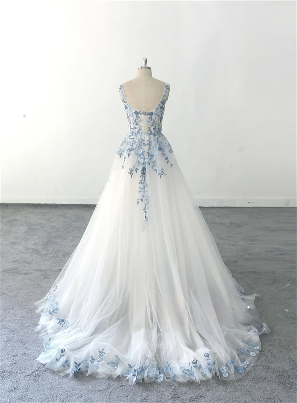 Kyoto Light Blue Floral Embroidery Wedding Dress Sleeveless Square Neck vestidos de novia Customized A-line Fairy robe de mariée 5