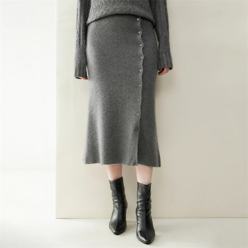 Skirt folded presentation
