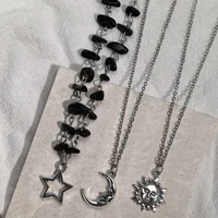 Ensemble de 3 colliers avec pendentif étoile, soleil et lune en agate noire Y2K, adaptés aux fêtes et à un usage quotidien 4