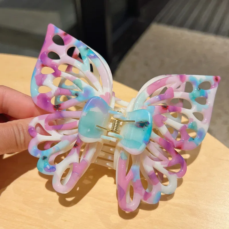 

Fashion Resin Butterfly Hair Claws Hollow Out Beautiful Hairpins Colorful Butterfly Hair Clips Woman Elegant Hair Accessories