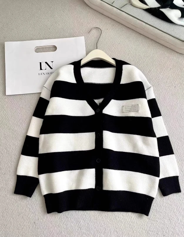 

Luxury Brand Women's Sweaters 2023 Autumn Winter Striped Design Cardigan High Quality Knitwear V-neck Single-breasted Sweaters