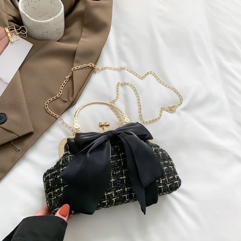 Beautiful French Fashion Bag 2023 New Vintage Bow Underarm Messenger Bag Wedding Western Style Handbag Bags for Women