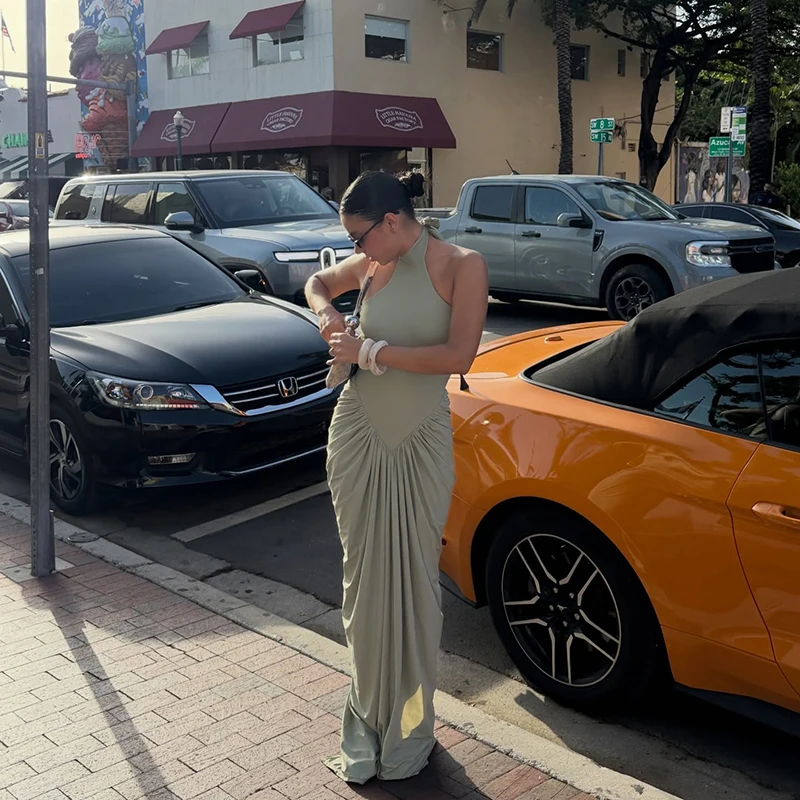 Elegante Abito Lungo Verde con Spalline Sottili, Chic e Minimalista, Senza Maniche, Aderente con Vita Arricciata, Vestito da Strada Casual per Vacanze - immagine 3