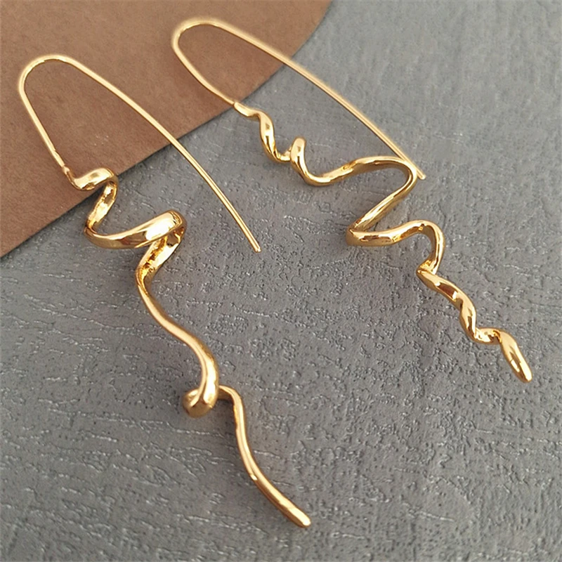 Boucles d'oreilles au design tridimensionnel abstrait, tempérament cool et beau, mode femmes, accessoires de bijoux suspendus rétro exquis 1