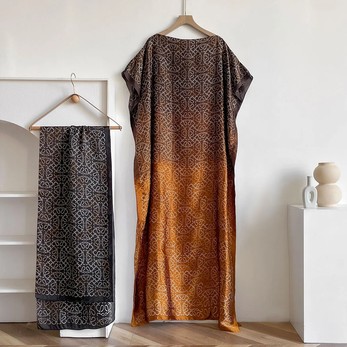 New 2025 Dubai Abaya For Women Summer Short Sleeve Cotton Dress Gold Stamping Loose Lady Maxi Islam African Dress With Big Scarf