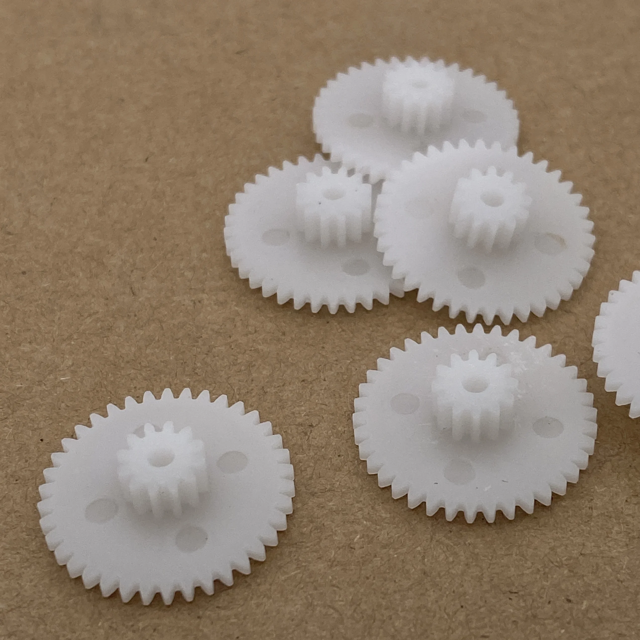 Motor Gear Transmission Gear 0.5M Plastic Gear Shaft Double Layer Toy Accessories