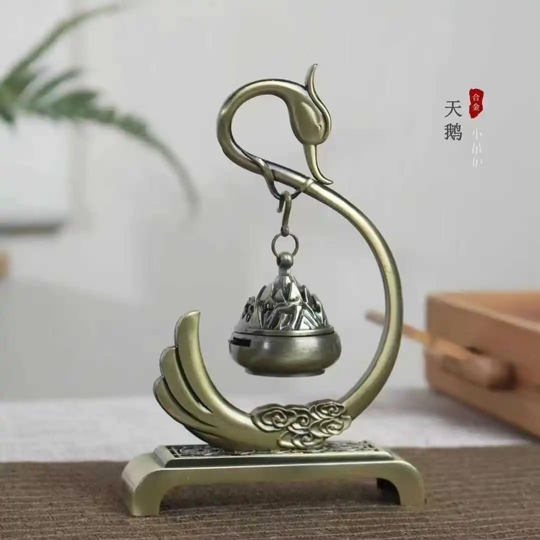 Creative Mini Aromatherapy Incense Burner, Home Indoor Zen Tea Ceremony Decorations, Metal Swan Shape Small Hanging Furnace, 1Pc