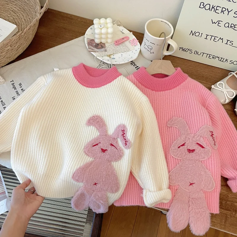 

Детская одежда Новинка Зима 2023 милый вязаный свитер для девочек с трехмерным мультяшным кроликом и круглым вырезом
