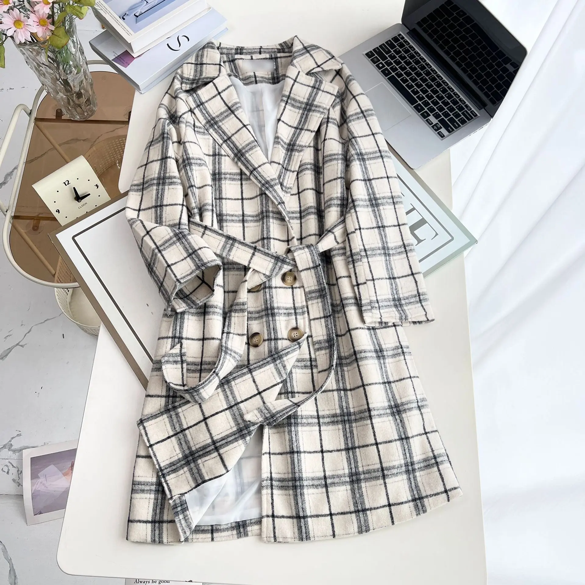XXXXL Fashion Plus Size Women's Woolen Coat 2025 Autumn/Winter New Stylish And Elegant Long Plaid Belt Overcoat 1741