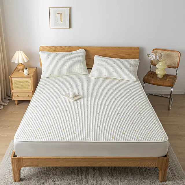 Embroidered Waterproof Mattress Pad Protector Skin-Friendly Durable Fitted Sheet Bed Cover Quilted Mat Cover 150/180/200/220 4