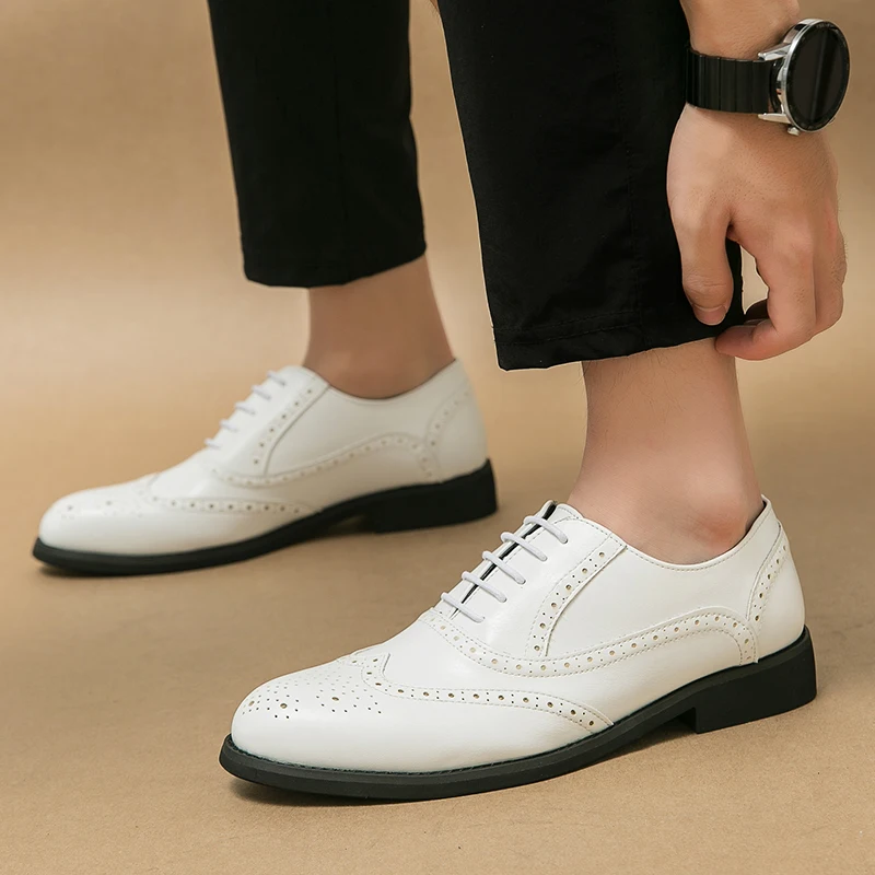 Men's Brogue shoes Lace Up Office Business Shoes for Men's Banquet Groom Wedding Shoes