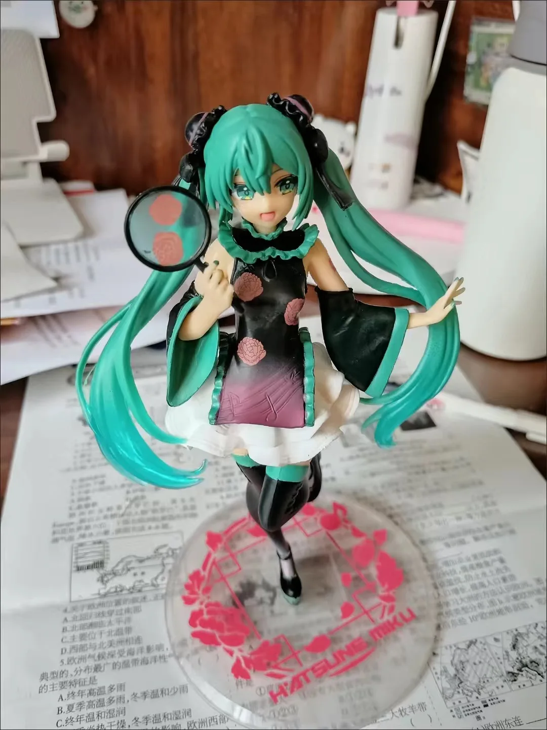 S2bcbc76009764dafa1cad6ec75b0dd4aR - Hatsune Miku Figure