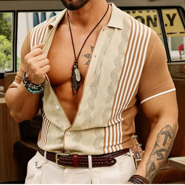 빈티지 스타일과 세련된 감성이 조화된 남성용 필수 아이템