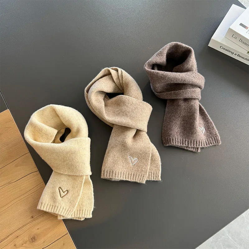 Korean version children's scarf autumn and winter boys and girls warm love foreign style versatile baby bib trend children scarf