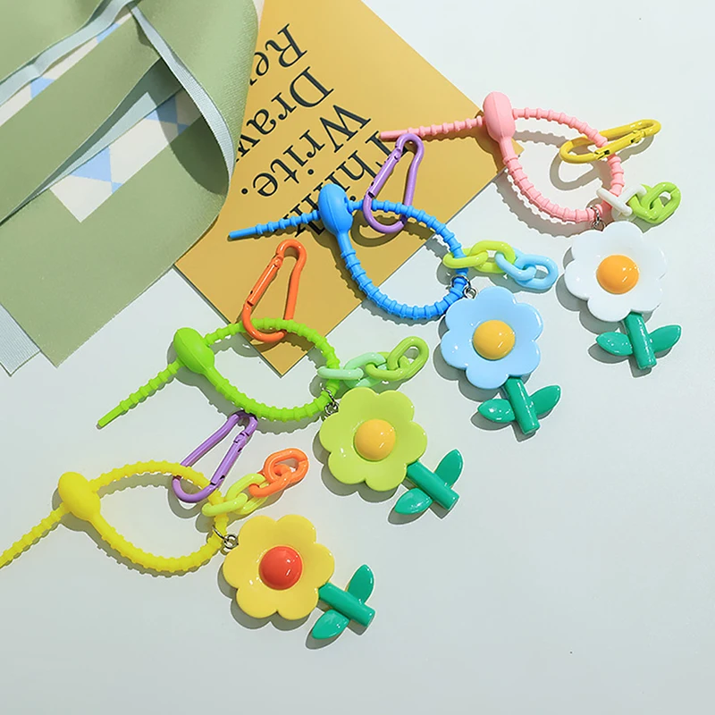 

Cute Car Keychains Women Sweet Flower Keychain Candy Color Bracelet Keyring with Flower Bag Pendant Accessories
