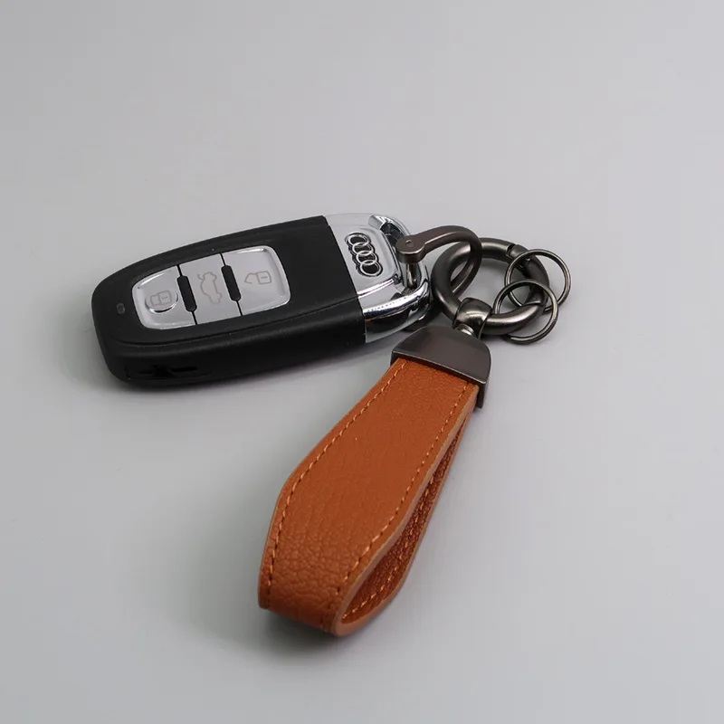 Free Letter High Quality Fashionable Lamb Pattern Leather Car Keychain Simple Anti Loss Moisture Brand Metal Keychain