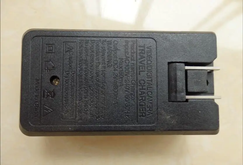 Multifunctional Lithium Battery Charger Single Charge 16340 Universal Laser Battery Charger
