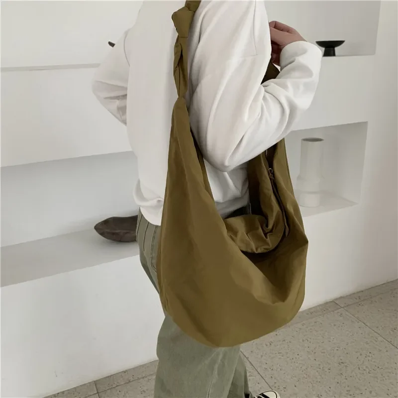 Shoulder Bag for Women New Fashionable Nylon Large Capacity Simple Retro Solid Color Casual Work Leisure Shopping Satchel Bags