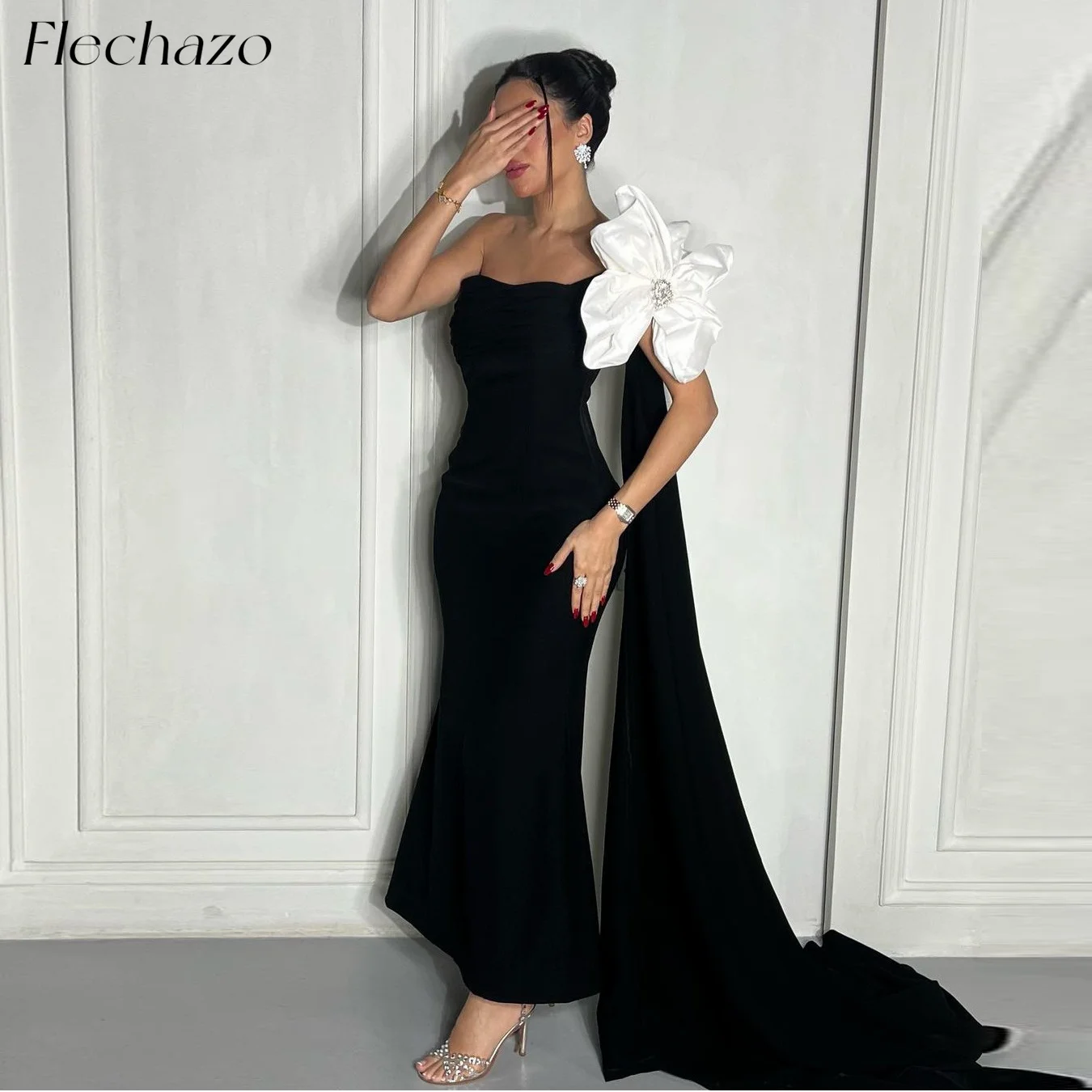 

Flechazo Black Sheath Evening Dresses One Shoulder Handmade Flower Formal Party Elegant Dress For Women 2024 vestidos de gala