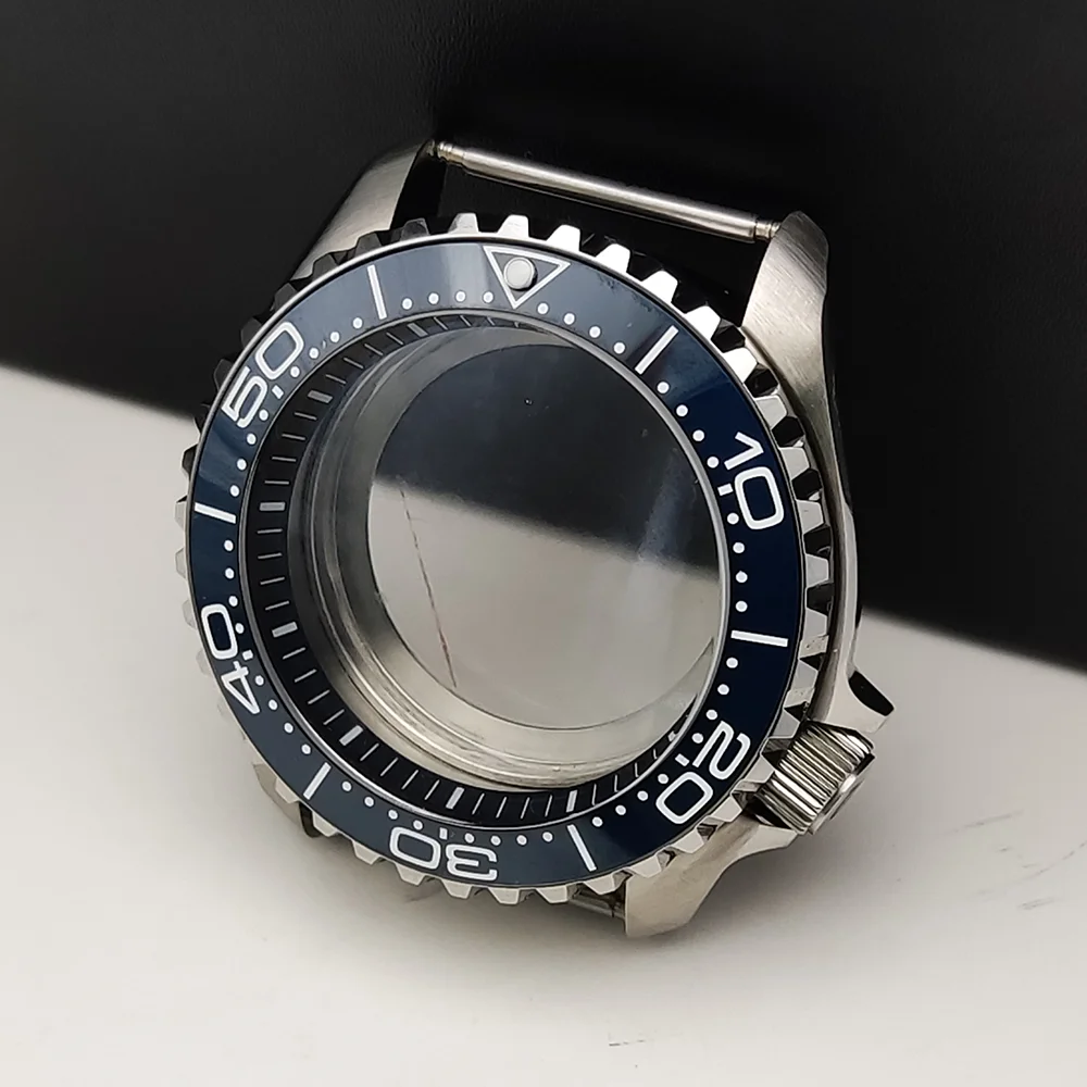 Vibrant 42mm Watch Case with Sloping Bezel