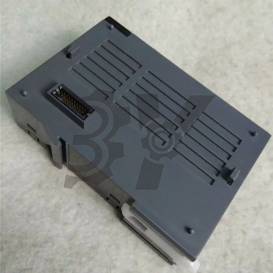 

1 шт. выходной модуль LS PLC XBE-RY16A XBERY16A Новый